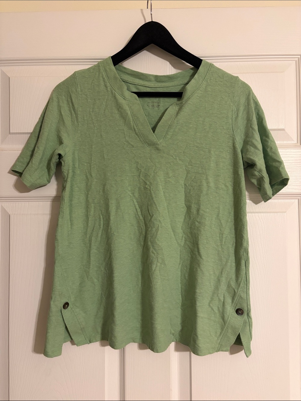 Pure Jill J.Jill Sage Green Split Neck Button Accent Short Sleeve Tee Top